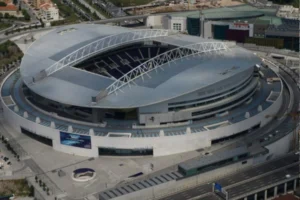 estadio-do-dragao-puertas-padilla