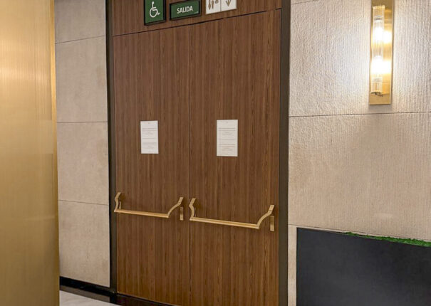 puerta acustica